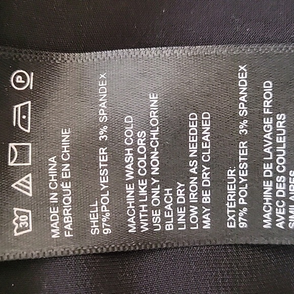 Urban Outfitters Black Crop Tank Top with Ruched Design and Tie Front - Picture 7 of 9